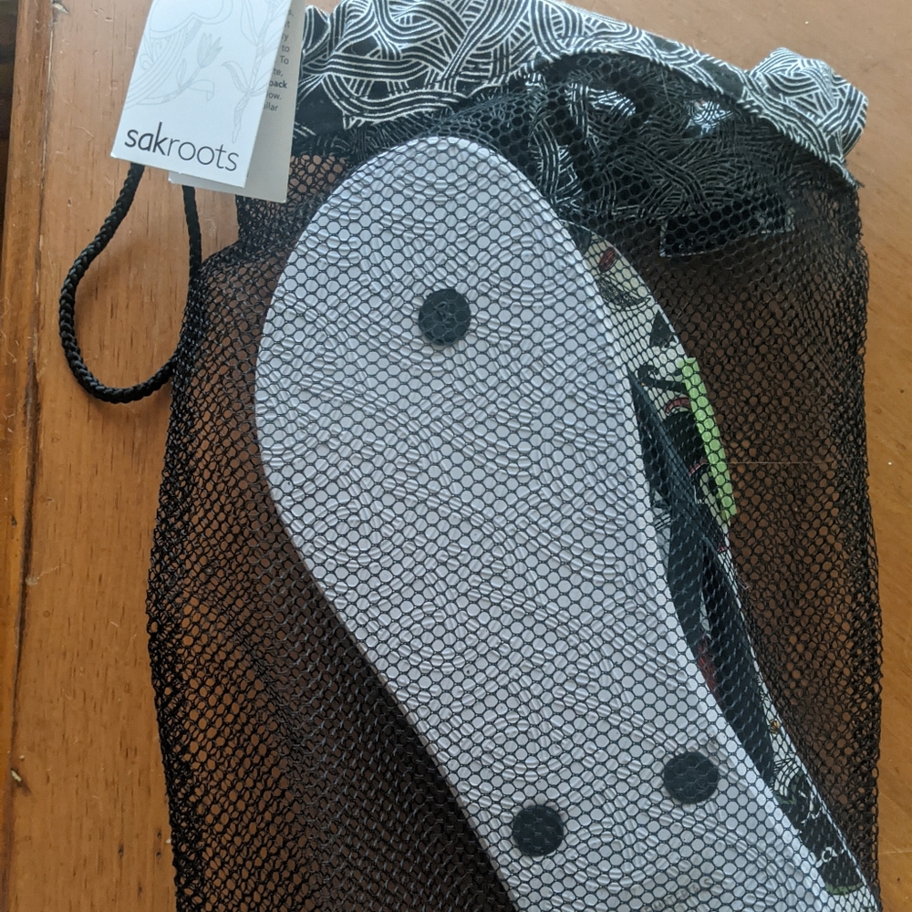 Flip Flops Sandals - Picture 3 of 4